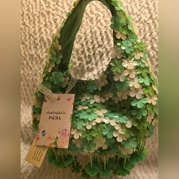 Handcrafted in India Handbags - Green & White Flowers Beaded Bag Handcrafted in India Purse Viral TikTok RARE